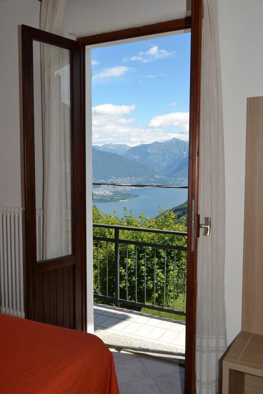 Albergo Diana Tronzano Lago Maggiore Rum bild