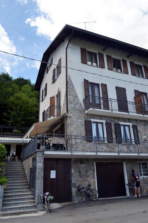 Albergo Diana Tronzano Lago Maggiore Exteriör bild